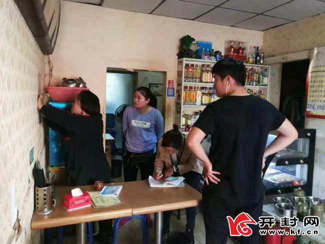 祥和社区加强油烟排放整治营造良好生活环境