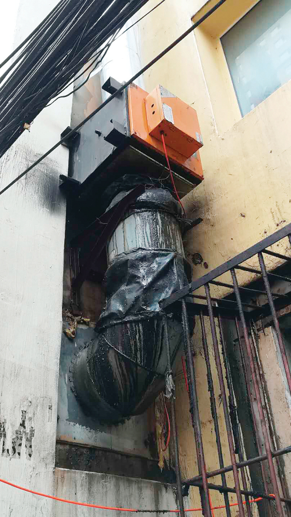 江城市城市管理执法第二支队治理饭店油烟扰民