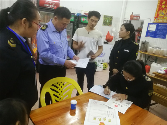 贺州市开展餐饮经营单位油烟治理百日攻坚行动