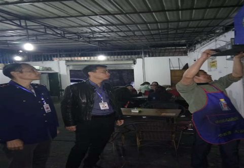 攀枝花市西区开展油烟整治专项检查行动