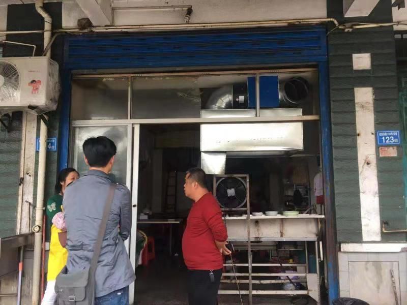 城厢区环保局联合三个街道办事处开展油烟污染整治