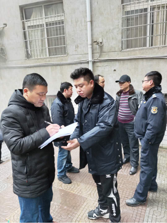 鹤城区城北街道办事处开展油烟污染专项整治行动
