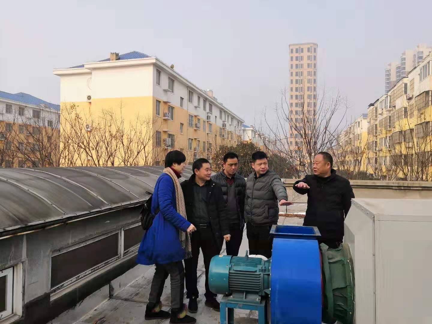 宝丰县环保局开展城区餐饮业油烟大排查行动