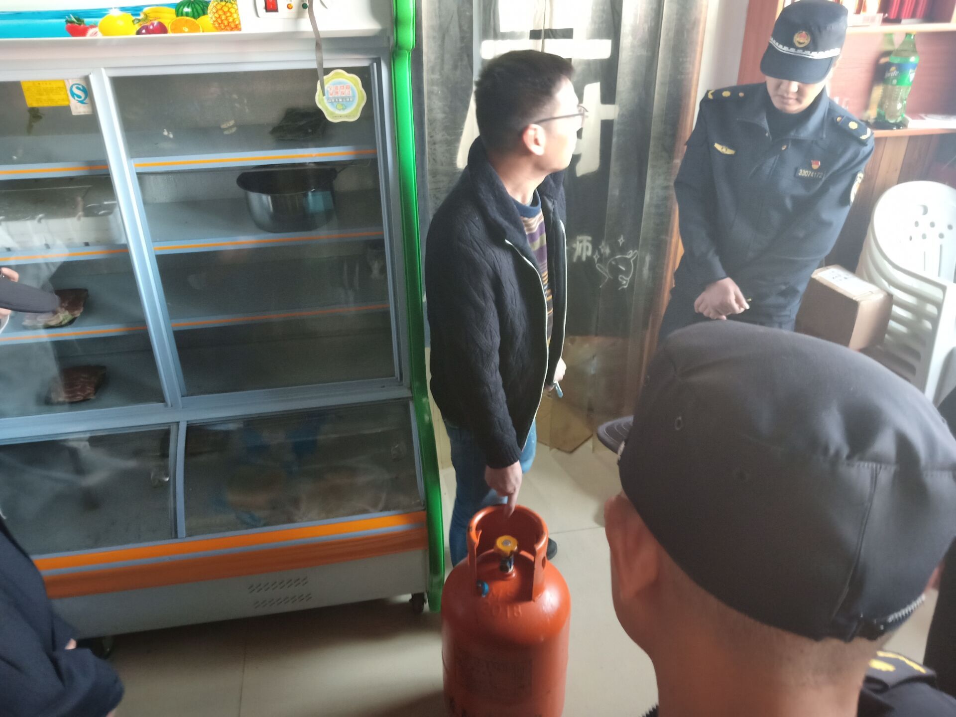 东阳市综合行政执法局组织执法队员开展现场培训