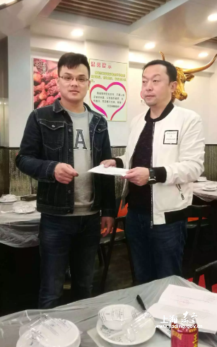 真新街道环保办检查七家反响激烈餐饮商户