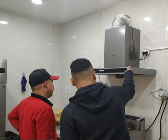 石家庄市鹿泉开发区开展餐饮经营单位及烧烤夜市专项整治行动