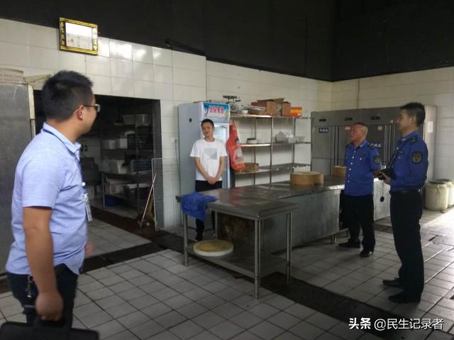 广安市前锋区多部门联合开展联合执法行动