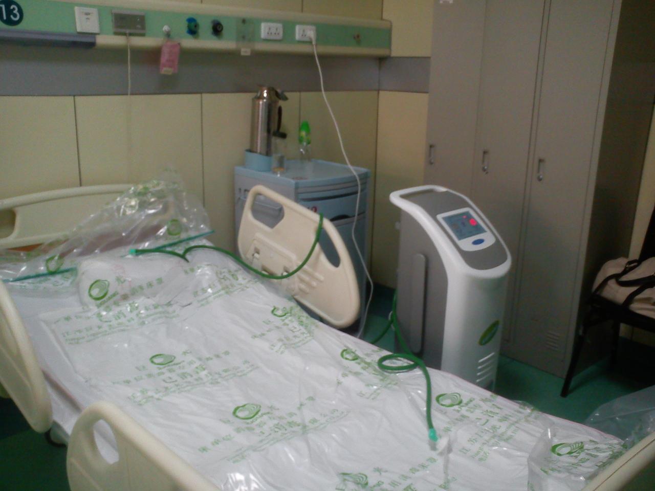 医院配置床单位空气消毒机两大原因