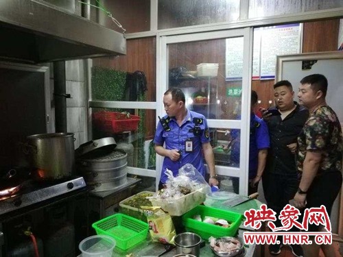 西平县开展油烟净化设施使用情况整治行动