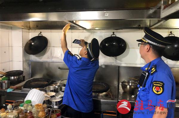 驻马店市开发区开展小型餐馆油烟排放专项整治行动