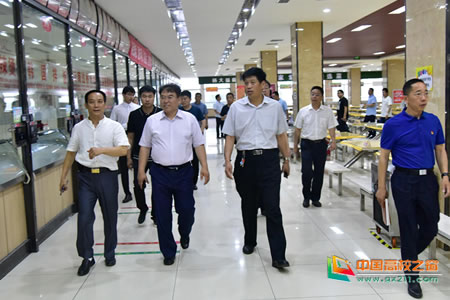 河南省餐饮油烟污染防治现场观摩会在河南工学院科苑餐厅举行
