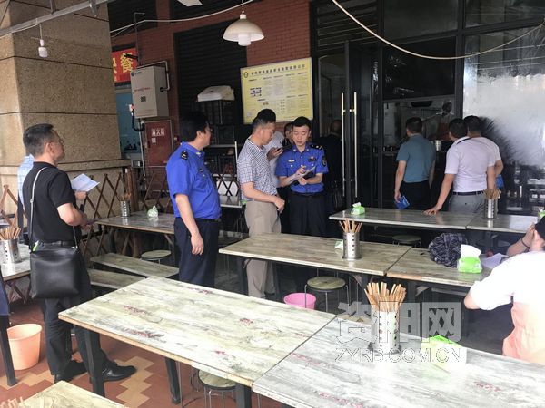 成都市城管委到资阳市考察餐饮油烟污染防治工作