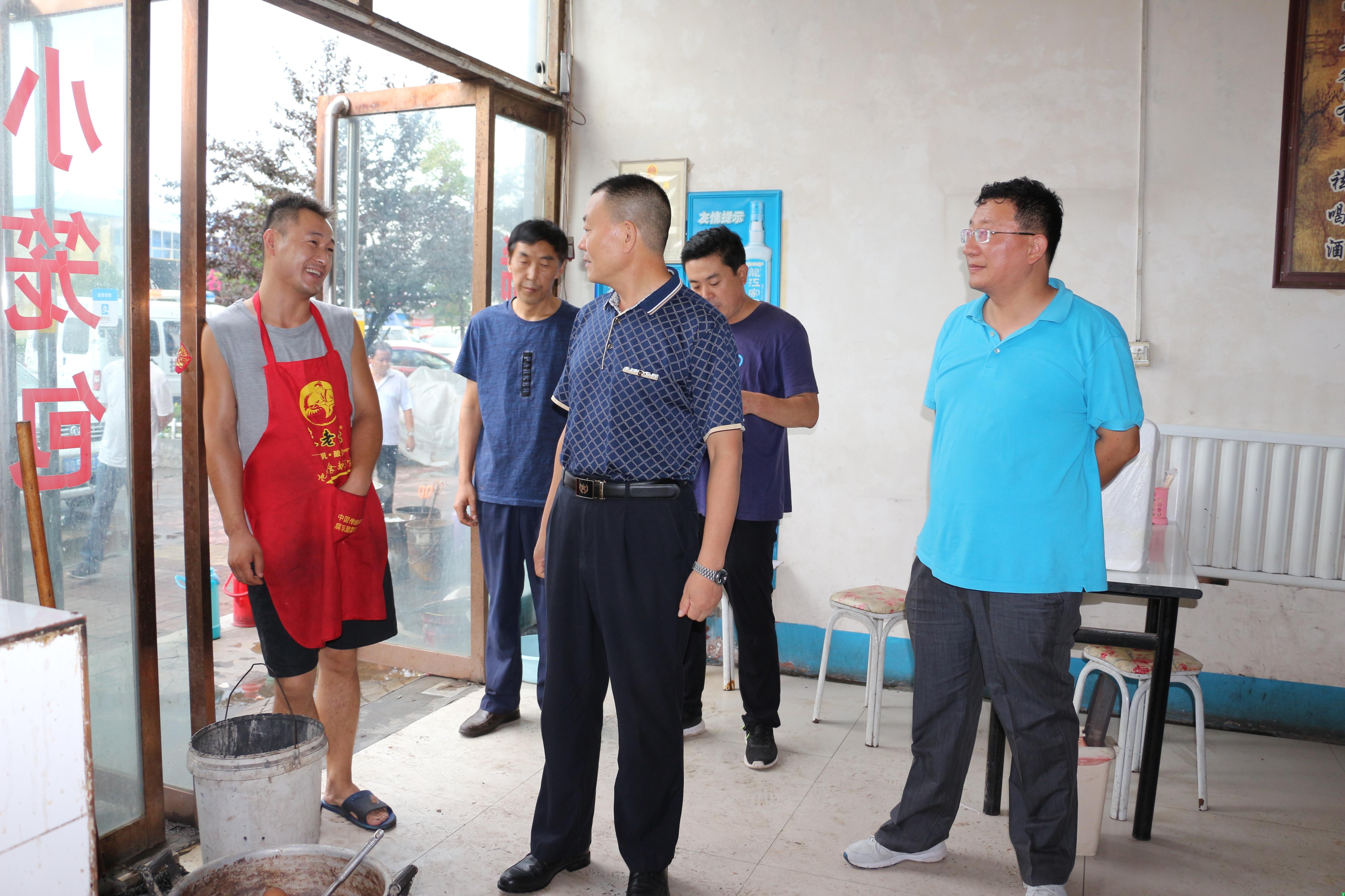 高桥镇多措并举开展餐饮油烟整治行动