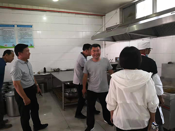 桃墟镇采取多项并举规范餐饮业油烟排放管理