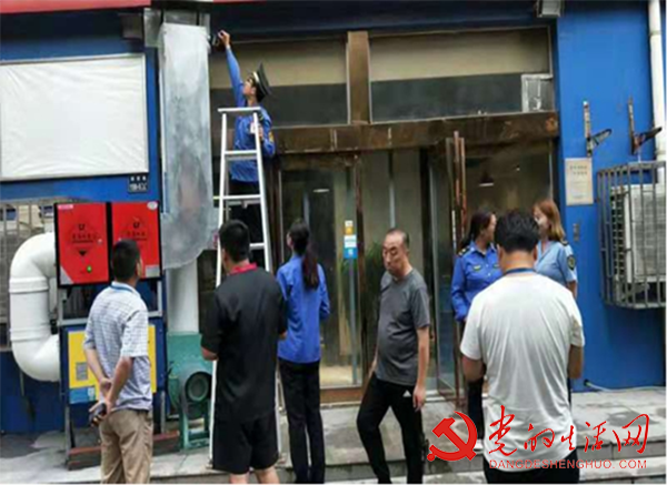 济源路街道多措并举强化餐饮油烟净化专项整治行动