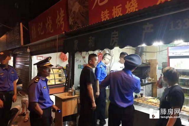 龙泉街道开展餐饮业油烟大气污染专项整治行动