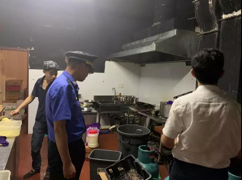 九里亭街道多措并举开展餐饮业专项整治工作