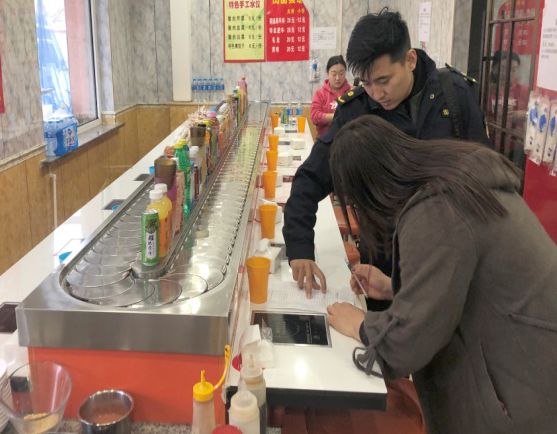 九原区多措并举推进餐饮商户油烟噪声污染治理工作