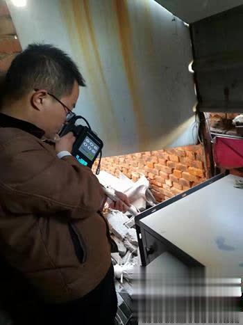 荥阳市城市管理局:仪器检测助力餐饮油烟污染治理工作