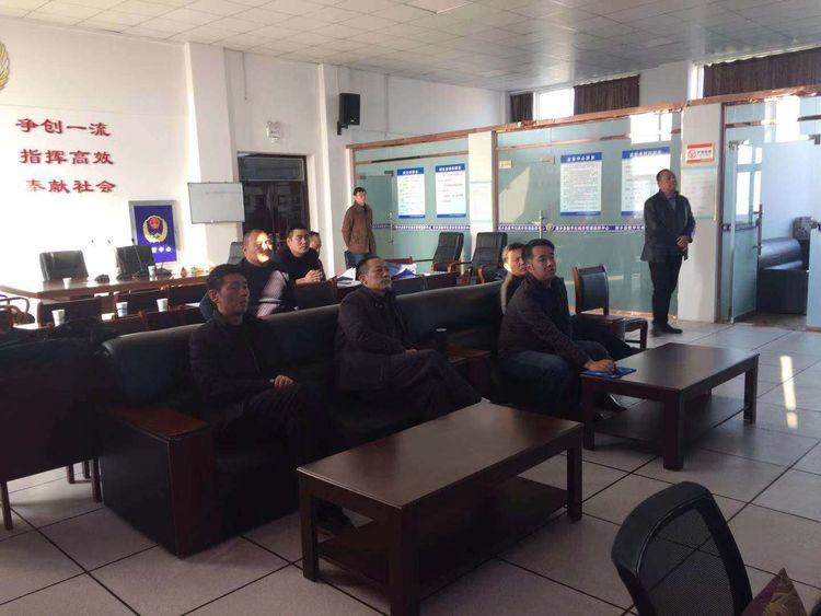新乡市城管局副局长黄显智到新乡县调研餐饮油烟治理工作