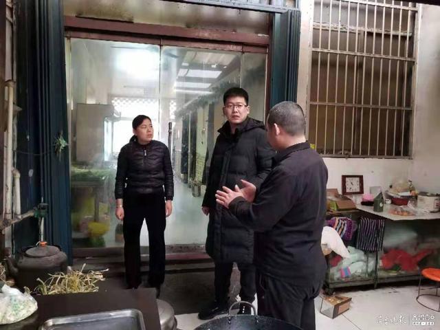 嘉祥县孟姑集镇开展了冬季油烟污染治理回头看活动