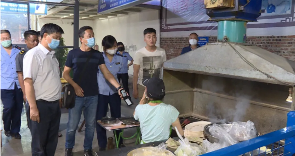 思茅区开展烧烤油烟污染专项整治