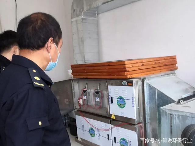 西峡县城管局多举措推进油烟整治工作