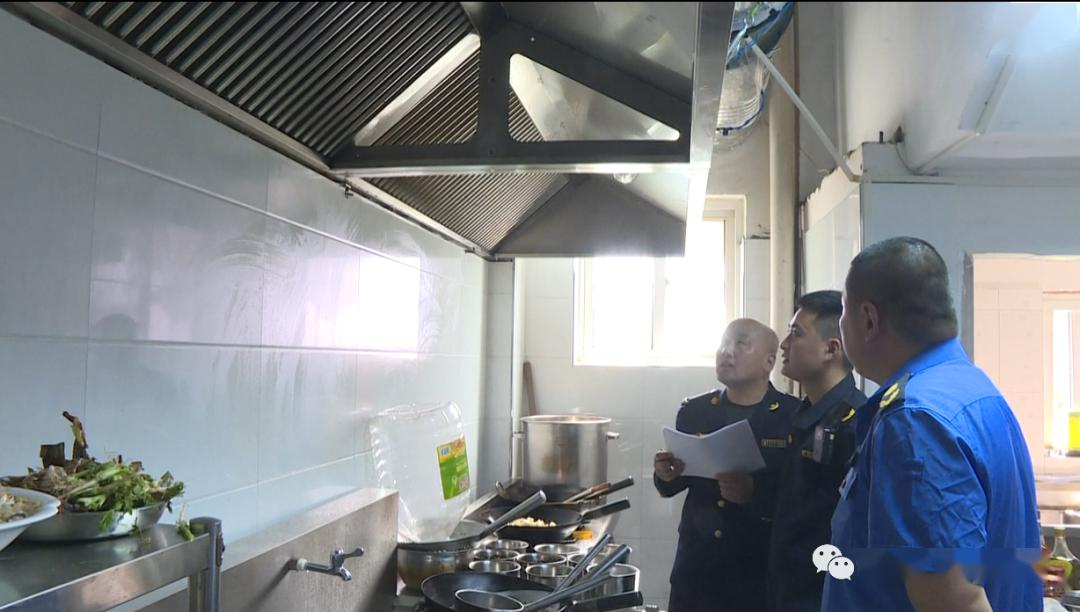 郓城县多部门联合开展餐饮业油烟污染治理专项执法检查