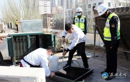 包头市昆区城市管理综合执法局开展餐饮业专项检查