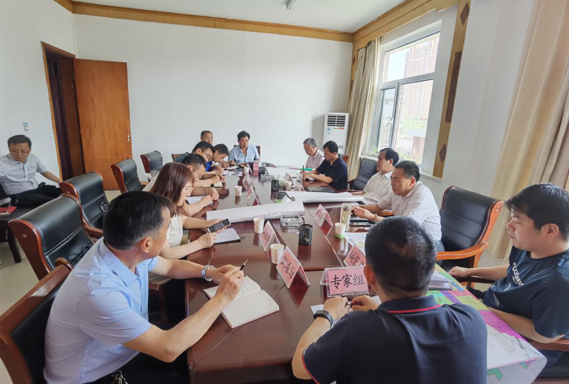 华龙区召开全区环境污染治理精细化管理分析研判会