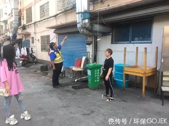 濮院镇综合行政执法分局三举措严查餐饮油烟污染