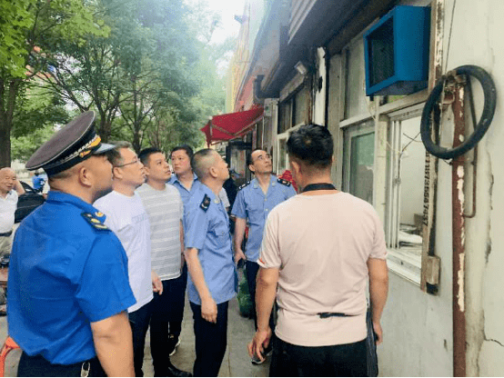 紫金街道办事处开展油烟净化设施全面检查