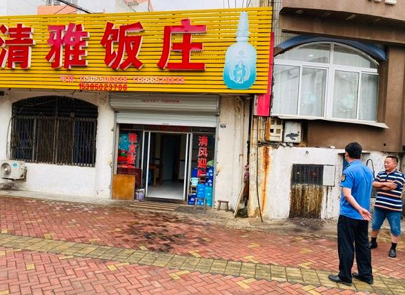 明光市城管执法局开展餐饮油烟专项整治工作