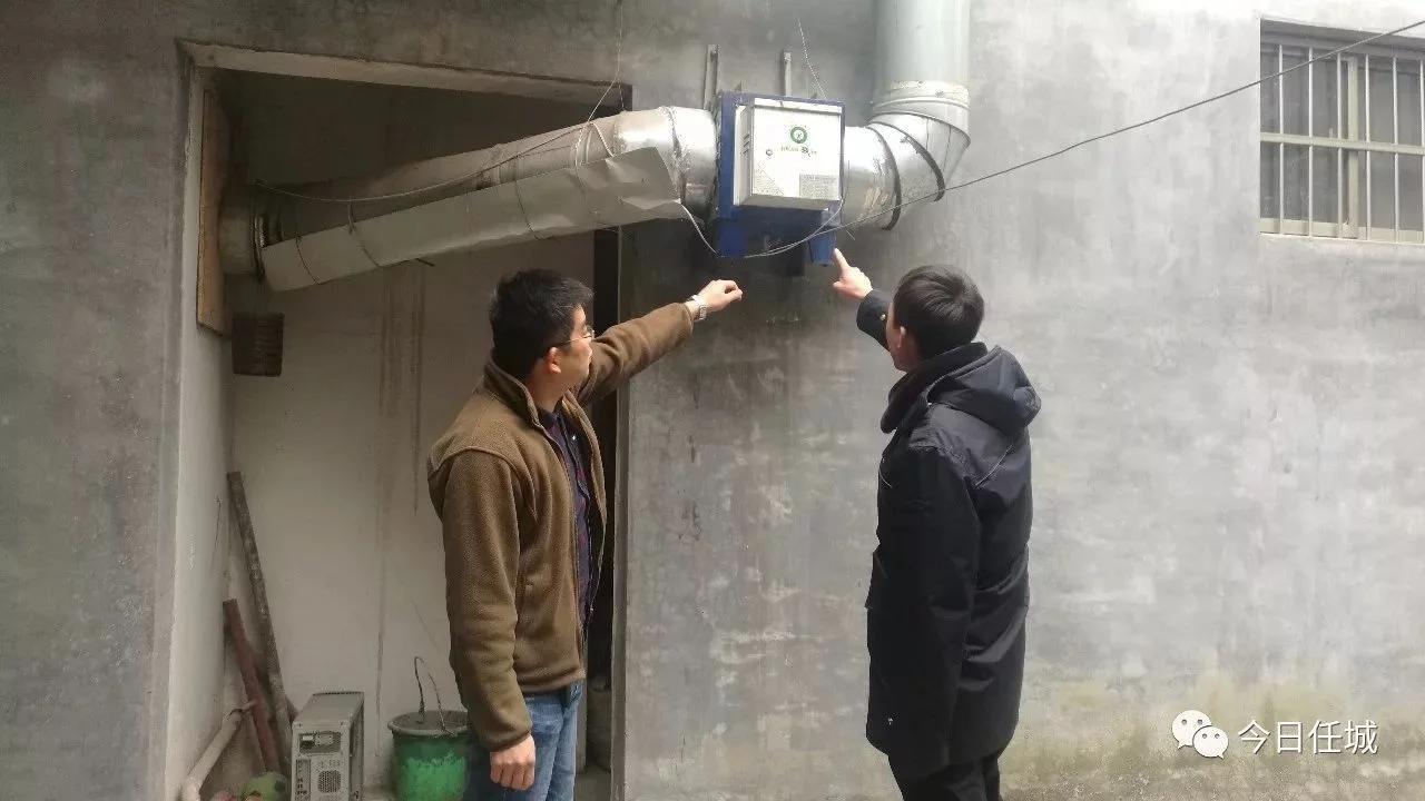 安居街道开展餐饮业油烟污染专项整治行动