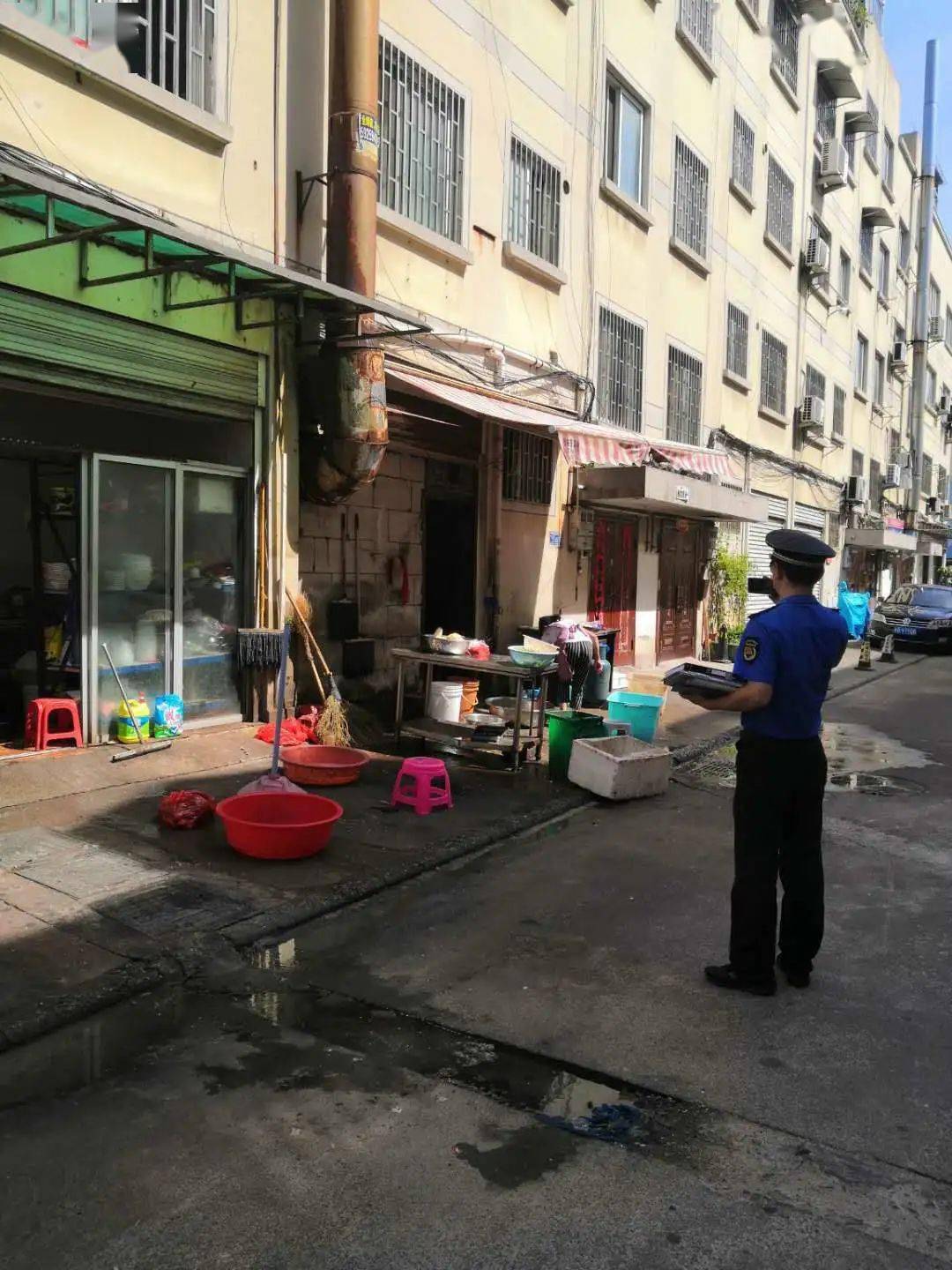 永康市综合行政执法局开展餐饮油烟专项整治“回头看”行动
