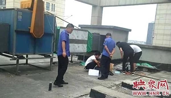 舞阳县城市综合执法大队完成油烟在线监测前期安装任务