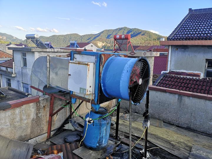 湖溪镇开展餐饮油烟综合整治行动