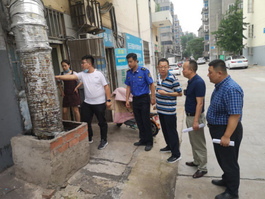 连云生态环境局加大辖区内餐饮油烟污染整治工作
