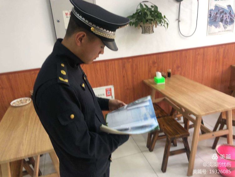 长安城管执法直属三中队开展辖区7家餐饮单位日常检查
