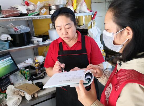 润康苑社区开展餐饮油烟噪声扰民整治活动