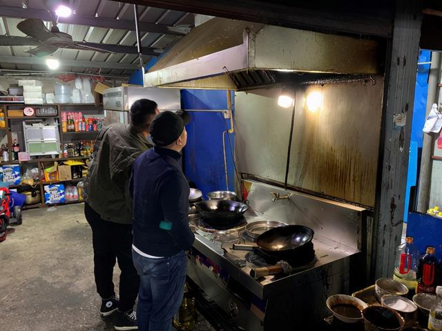 汤山街道多措并举推进餐饮油烟综合治理