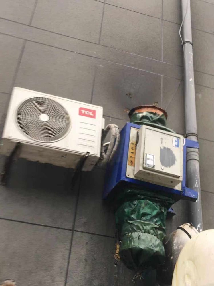 长安城管执法郭杜中队开展辖区1条街道5家餐饮单位日常检查