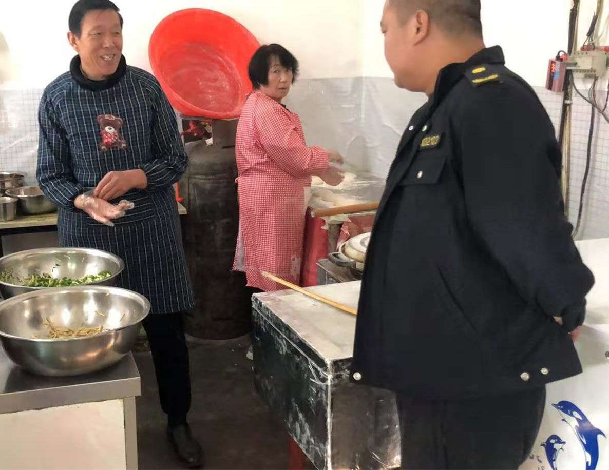 李楼镇开展燃煤散烧排查整治工作