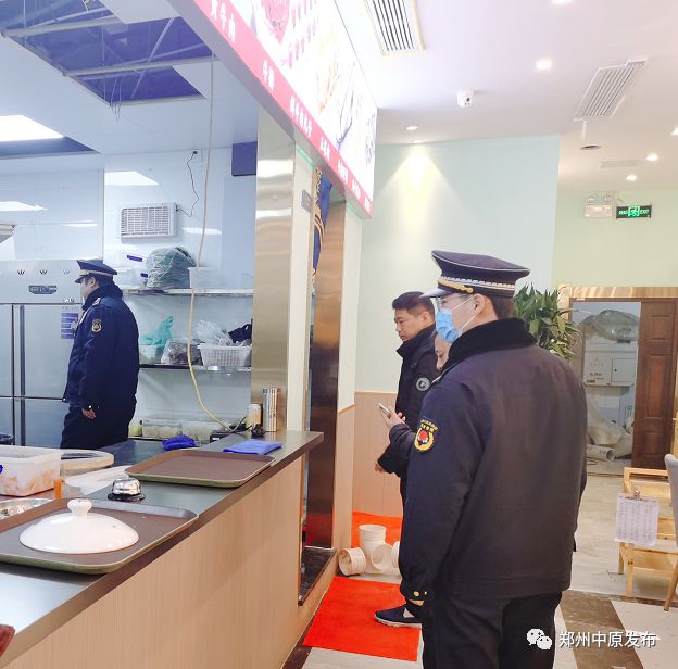 林山寨街道强化餐饮油烟治理工作