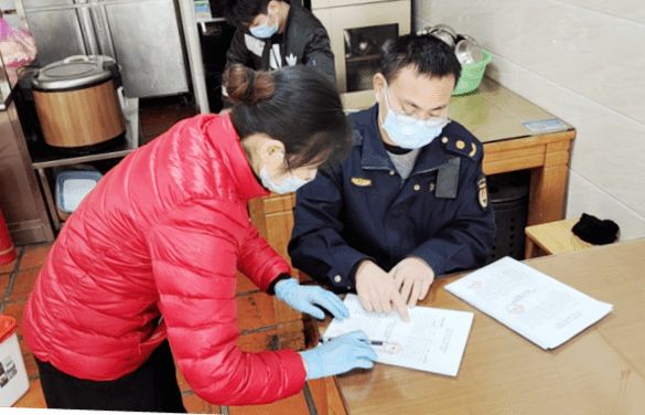 洛江区多部门联合开展餐饮油烟污染专项整治活动