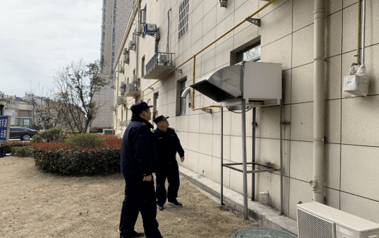 龙子湖区城市管理局开展餐饮油烟净化器大排查、大整治活动
