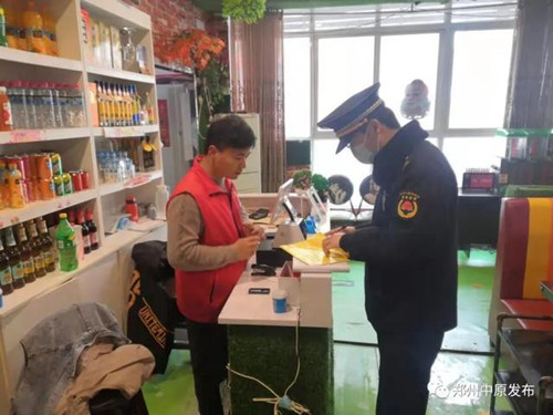 林山寨街道开展餐饮业油烟污染专项整治行动
