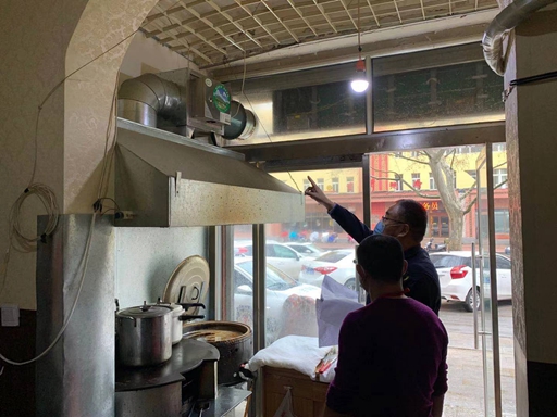 昌乐县综合行政执法局开展城区餐饮油烟集中整治行动
