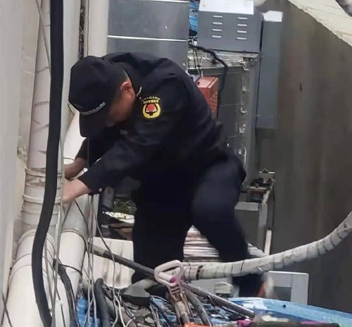 卧龙区城市综合执法局开展油烟净化设备达标情况专项检查