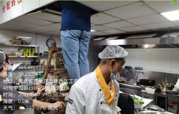 南长街道开展餐饮业油烟检查